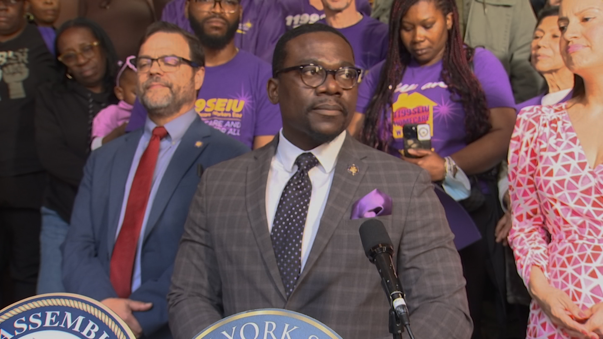 Meeks Calls for Passage of Workplace Safety Bill